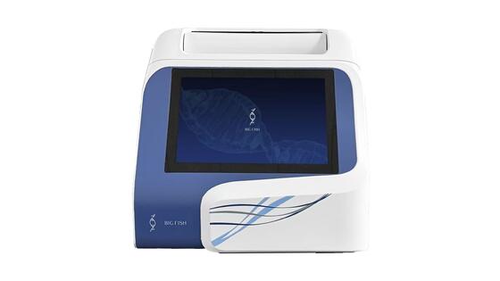 リアルタイムPCR分析機 96 井戸テンプレートと 5 フロレッセンスのチャネルで 6°C/S のRamp Rate で DNA/RNA 増幅